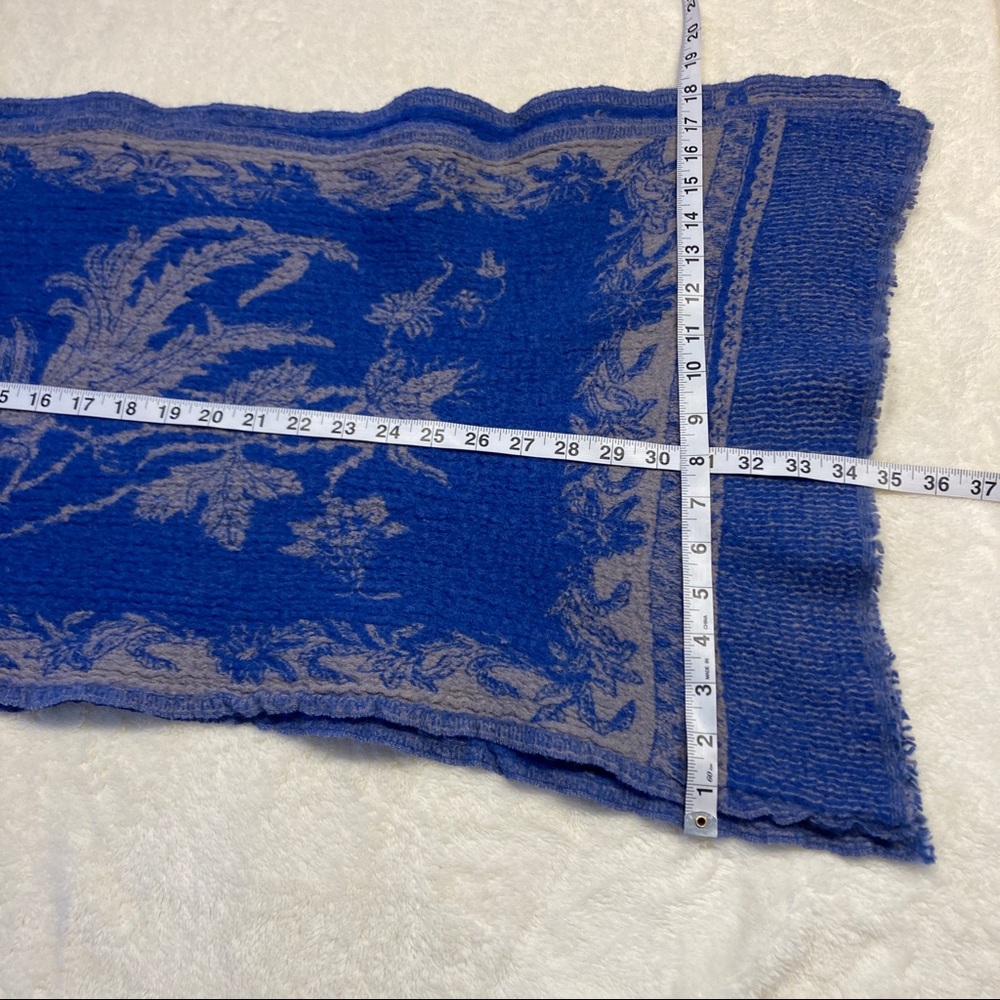 J. Crew Boiled 100% Wool Scarf Wrap Blue Gray OS - Picture 10 of 10